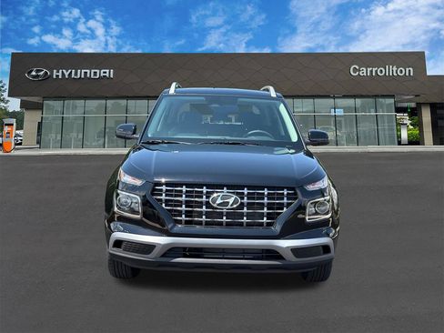 New 2026 Hyundai Venue SEL FWD image 2