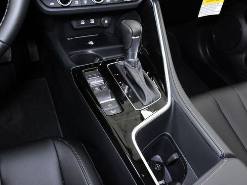 Certified 2025 Acura ADX FWD image 18