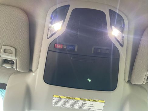 Used 2021 Subaru Outback Limited image 28