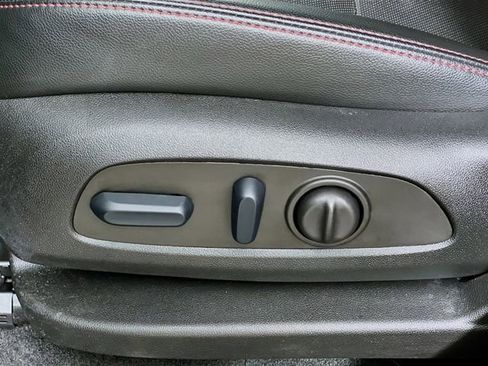 Used 2024 Chevrolet Equinox RS w/ RS Leather Package FWD image 11