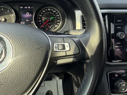 Used 2018 Volkswagen Atlas SEL AWD/4WD image 15