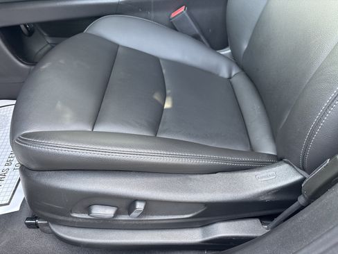 Used 2024 Cadillac XT6 Luxury w/ LPO, Floor Liner Package image 28