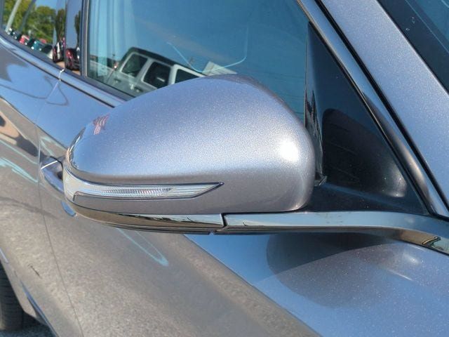Used 2024 Genesis G70 3.3T Advanced AWD/4WD image 12