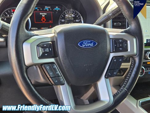 Certified 2022 Ford F250 Lariat w/ Tremor Off-Road Package AWD/4WD image 18