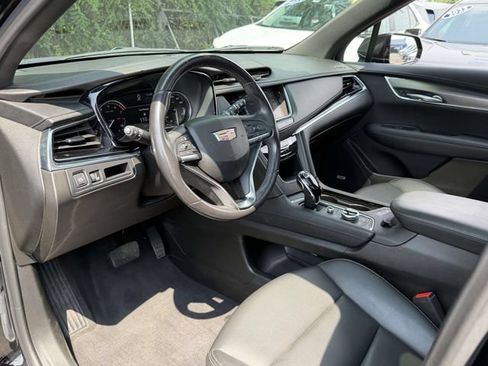 Certified 2024 Cadillac XT6 Luxury w/ LPO, Floor Liner Package AWD/4WD image 13