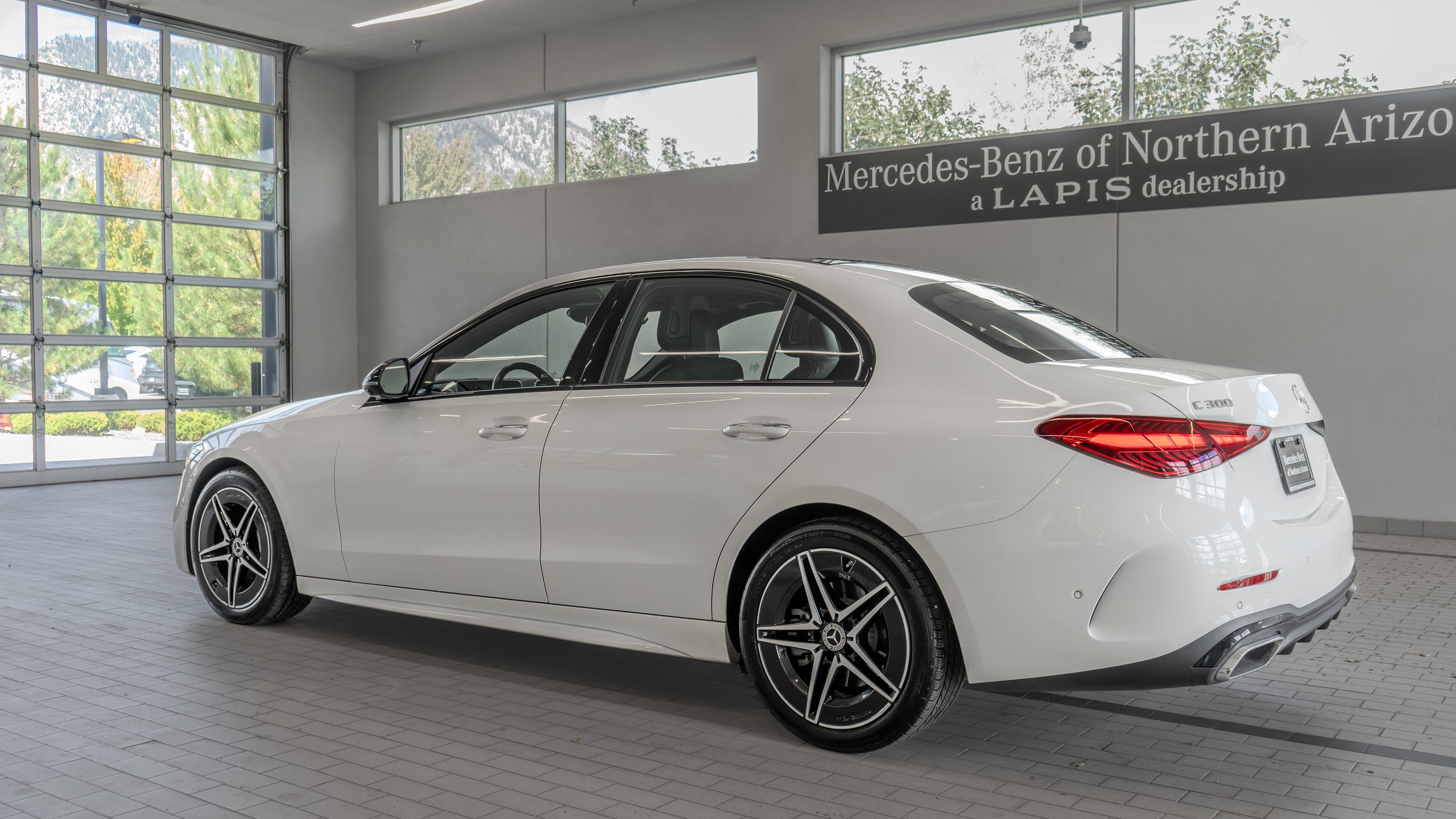 Used 2024 Mercedes-Benz C 300 4MATIC Sedan image 12