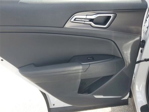 New 2026 Kia Sportage EX w/ EX Panorama Roof Package image 22