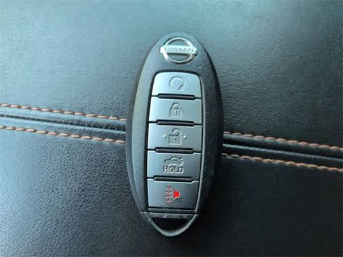 Used 2023 Nissan Sentra SR w/ Trunk Package image 35