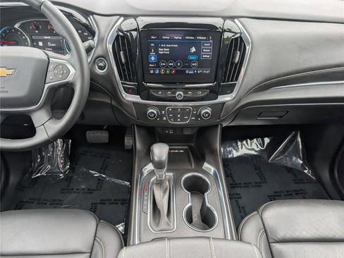 Used 2023 Chevrolet Traverse LT w/ LT Premium Package AWD/4WD image 20