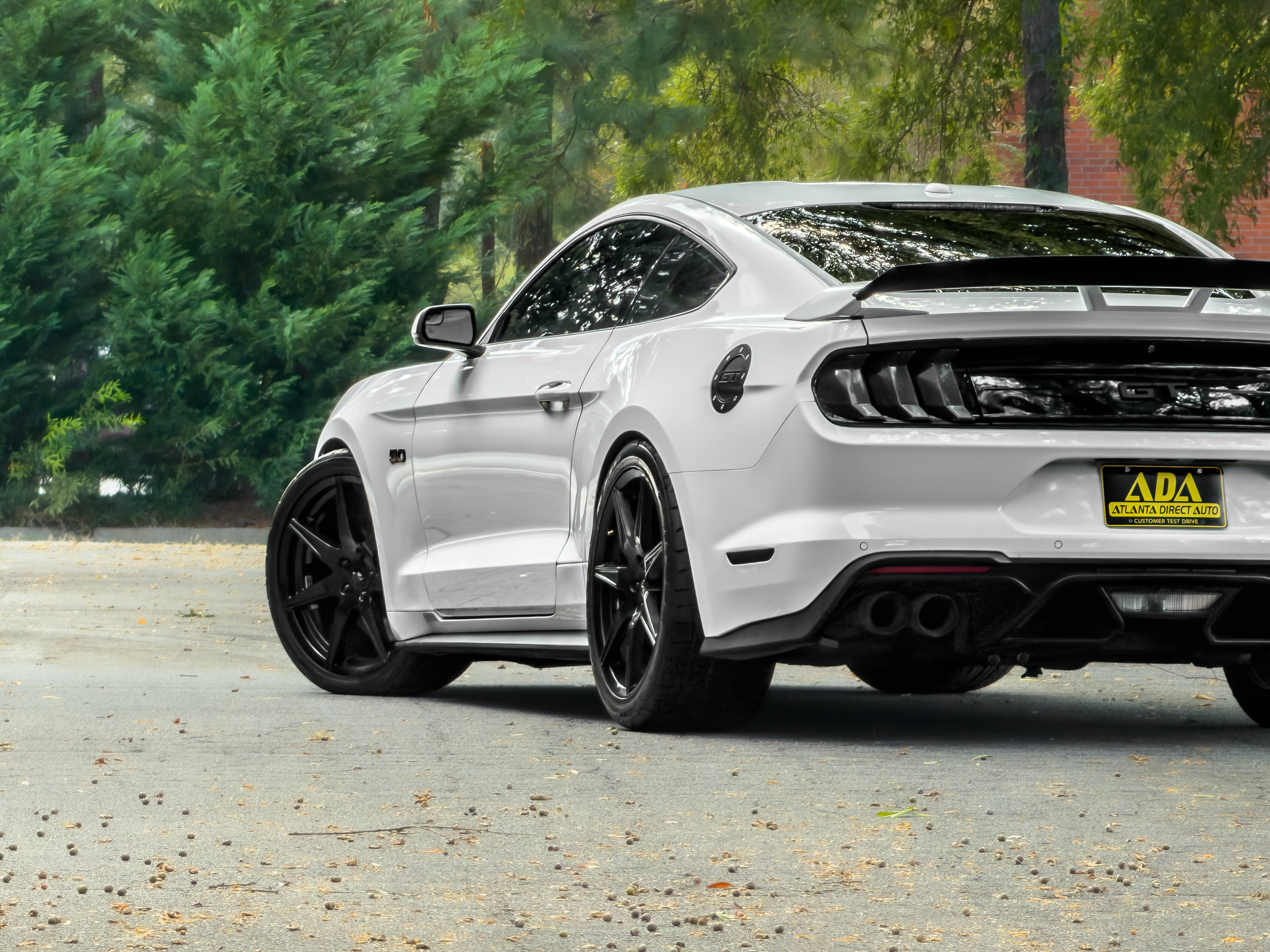 Used 2019 Ford Mustang GT Premium w/ GT Performance Package RWD image 29