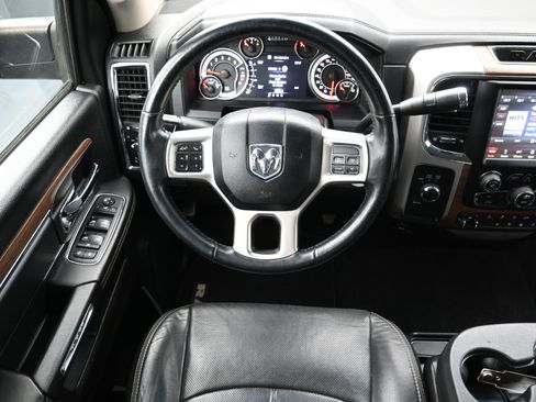 Used 2018 RAM 2500 Laramie w/ Off Road Package image 26