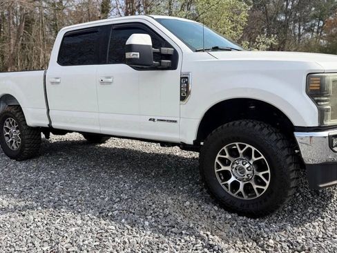 Used 2021 Ford F250 Lariat w/ Lariat Ultimate Package image 1