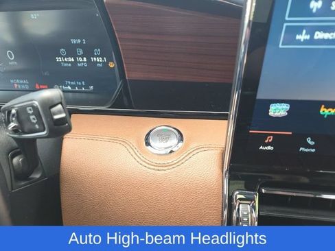 Used 2023 Lincoln Navigator Reserve AWD/4WD image 26