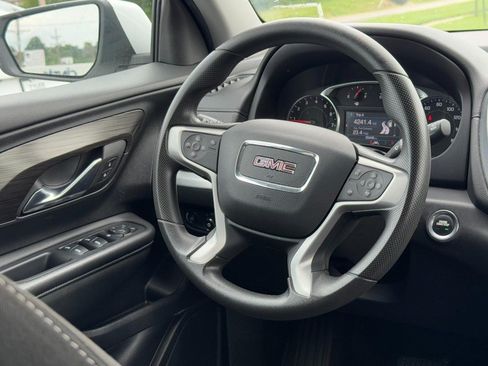 Used 2024 GMC Terrain SLE FWD image 14