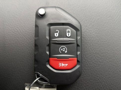 New 2026 Jeep Wrangler Unlimited Rubicon w/ Safety Group AWD/4WD image 31