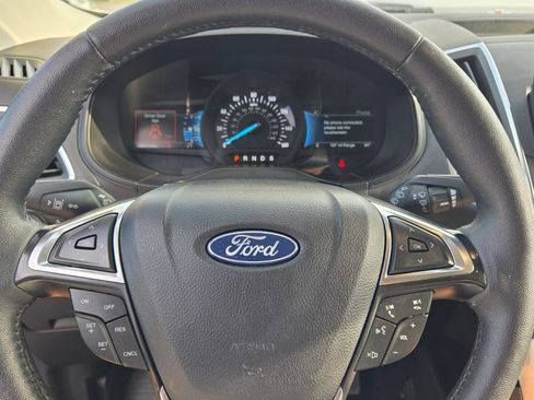 Used 2024 Ford Edge Titanium AWD/4WD image 25