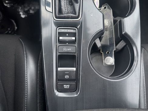 Certified 2023 Honda Civic Sport image 32