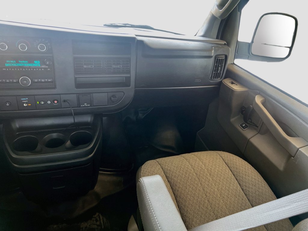 Used 2025 Chevrolet Express 2500 w/ Driver Convenience Package RWD image 22