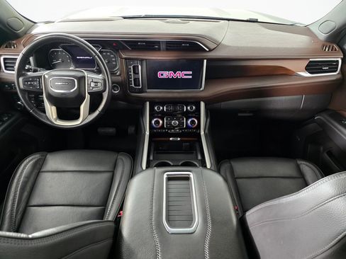 Used 2021 GMC Yukon Denali w/ Denali Ultimate Package AWD/4WD image 18