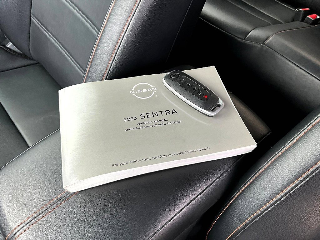 Used 2023 Nissan Sentra SR w/ SR Premium Package FWD image 37