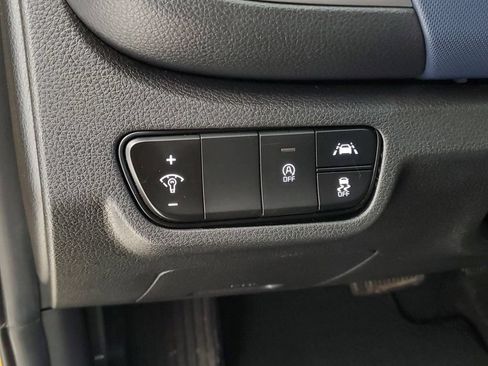 Certified 2023 Kia Seltos S w/ Navigation Package AWD/4WD image 13