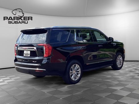 Used 2022 GMC Yukon SLT w/ SLT Luxury Package AWD/4WD image 5