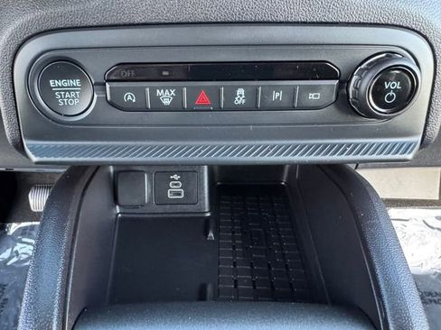 Certified 2025 Ford Bronco Sport Outer Banks w/ Outer Banks Tech Package+ AWD/4WD image 27