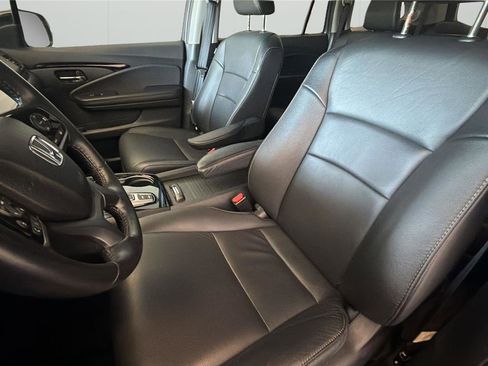 Used 2022 Honda Pilot Touring image 10