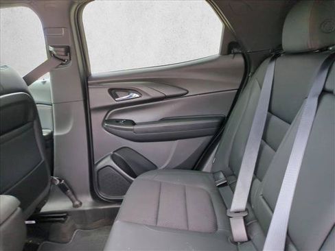Used 2022 Chevrolet TrailBlazer RS w/ Sun and Liftgate Package FWD image 18