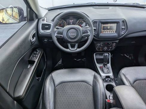 Used 2021 Jeep Compass Latitude FWD image 16