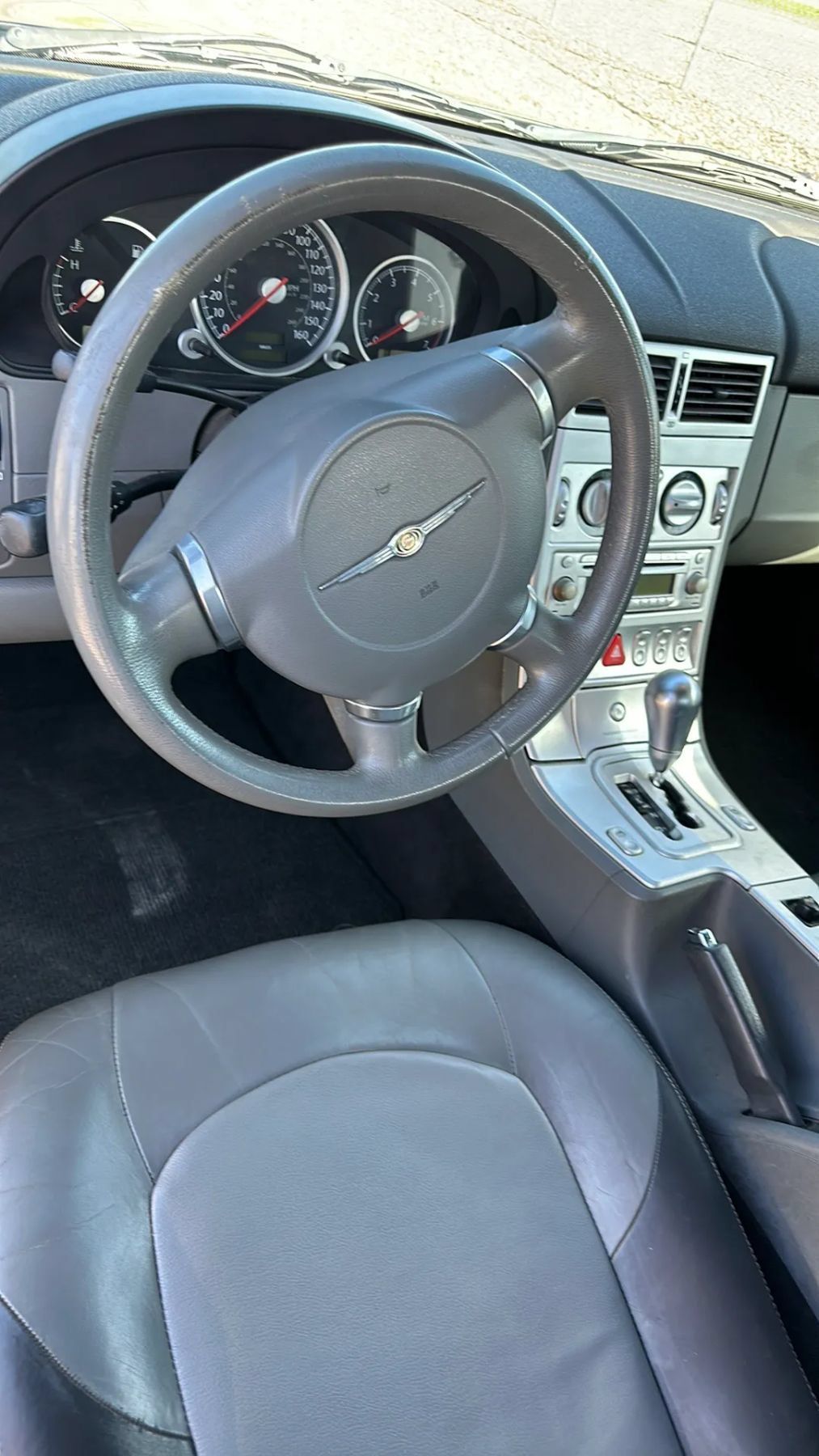 Used 2005 Chrysler Crossfire Limited RWD image 3