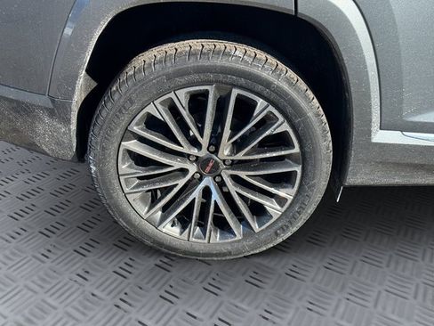 New 2026 GMC Terrain Denali w/ LPO, Black Badging Package image 27