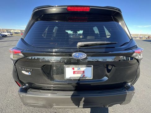 Used 2025 Subaru Forester Limited w/ Popular Package #1 AWD/4WD image 33