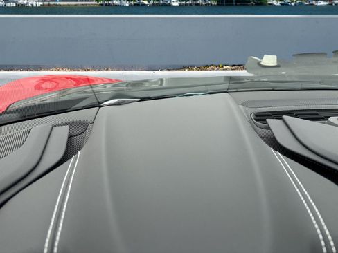 Used 2022 Chevrolet Corvette Stingray Coupe w/ Z51 Performance Package image 16