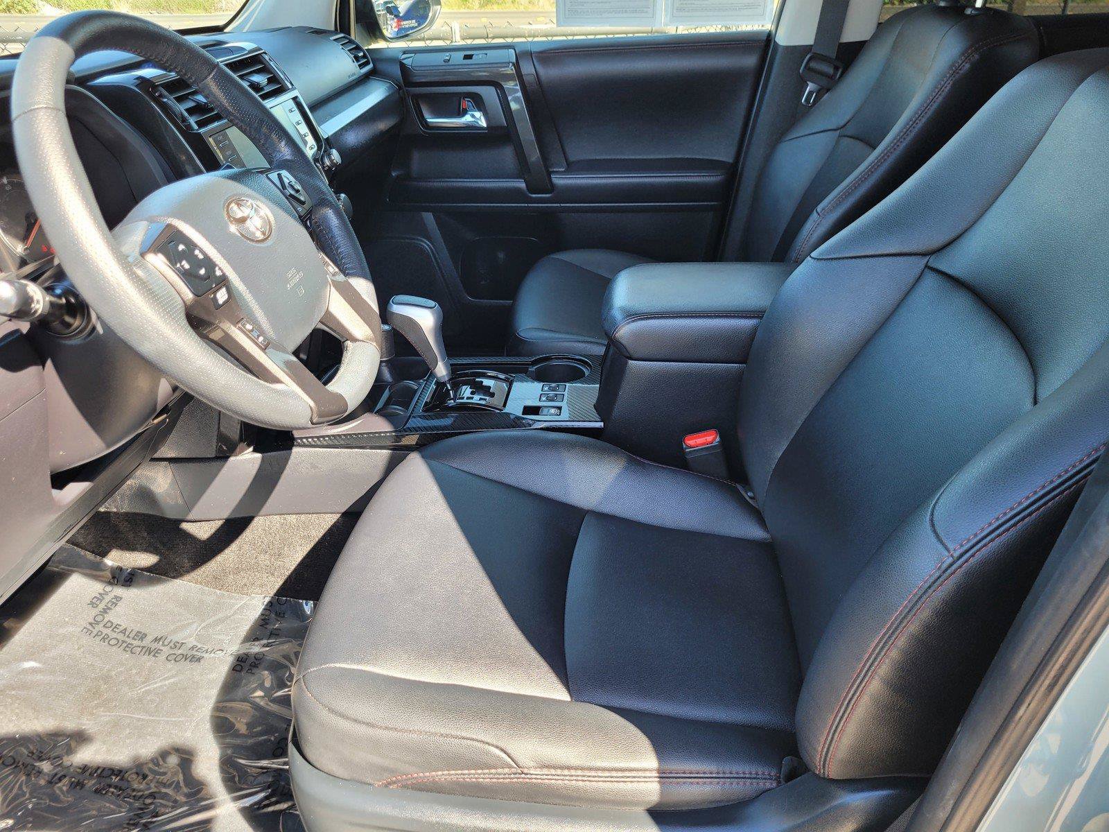 Used 2023 Toyota 4Runner TRD Off-Road Premium AWD/4WD image 19