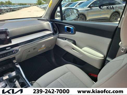 New 2026 Kia Sorento EX FWD image 18