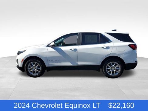 Certified 2024 Chevrolet Equinox LT FWD image 2