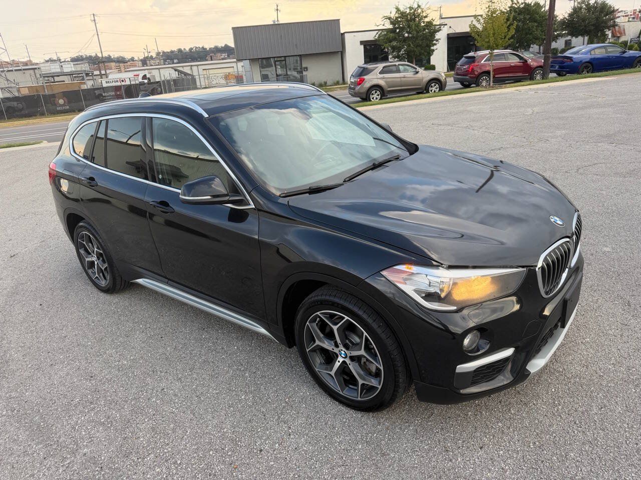 Used 2018 BMW X1 xDrive28i w/ Convenience Package AWD/4WD image 9