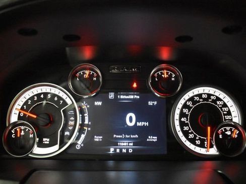 Used 2017 RAM 1500 Laramie w/ Convenience Group image 28