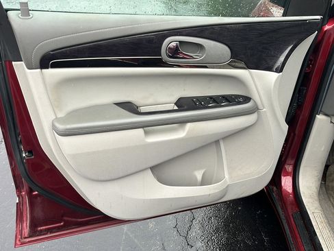 Used 2017 Buick Enclave Convenience w/ Trailering Package FWD image 18