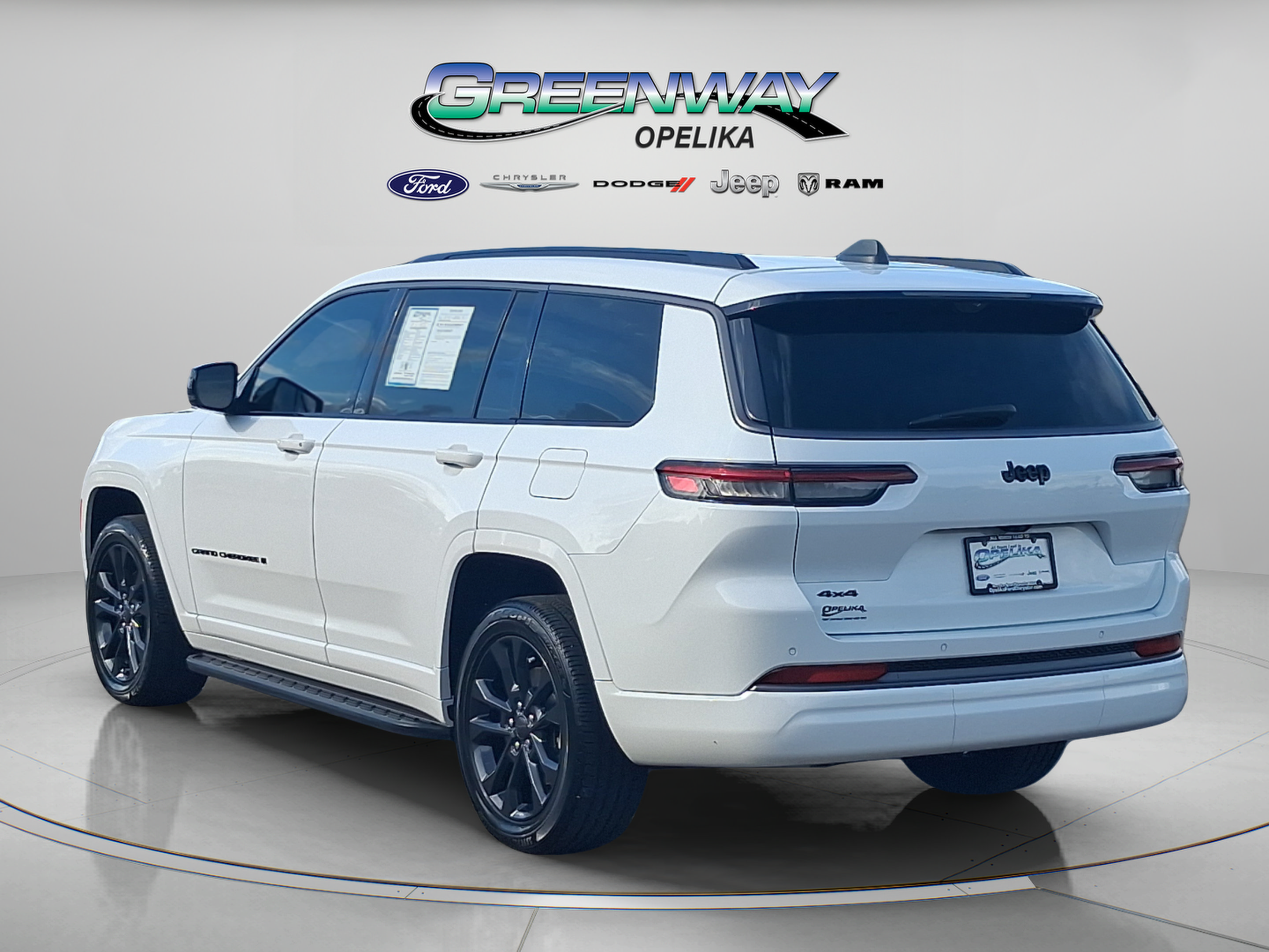 Used 2026 Jeep Grand Cherokee L Limited AWD/4WD image 5