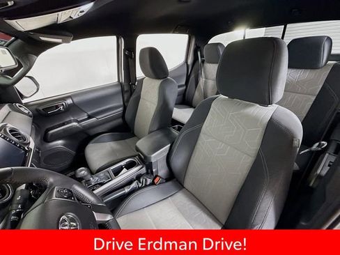 Certified 2022 Toyota Tacoma TRD Sport w/ Technology Package RWD image 5