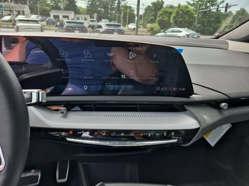 Used 2026 Cadillac Optiq Luxury 1 w/ LPO, Floor Liner Package RWD image 15