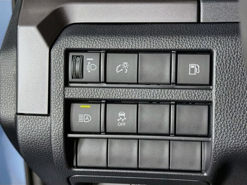 New 2026 Toyota 4Runner SR5 AWD/4WD image 14