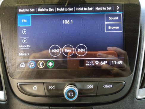 Used 2021 Chevrolet Malibu LS FWD image 25