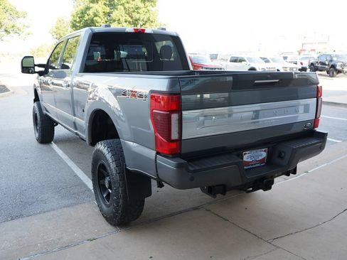 Used 2022 Ford F350 Platinum AWD/4WD image 13