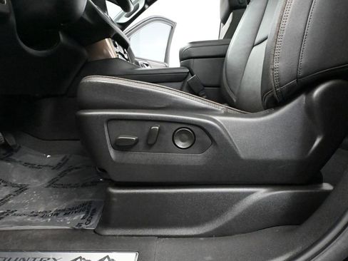 Used 2024 Chevrolet Tahoe High Country image 26