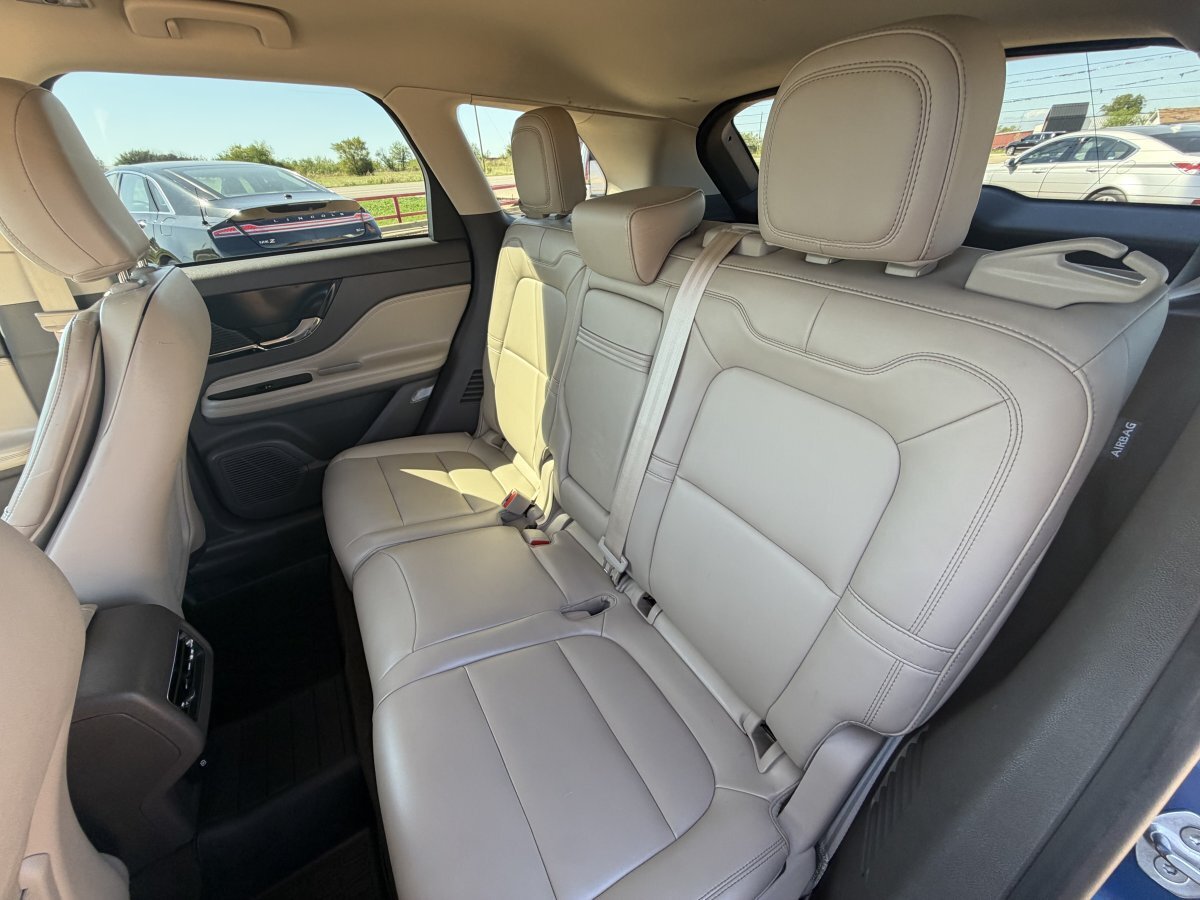 Used 2021 Lincoln Corsair FWD w/ Equipment Group 101A image 17