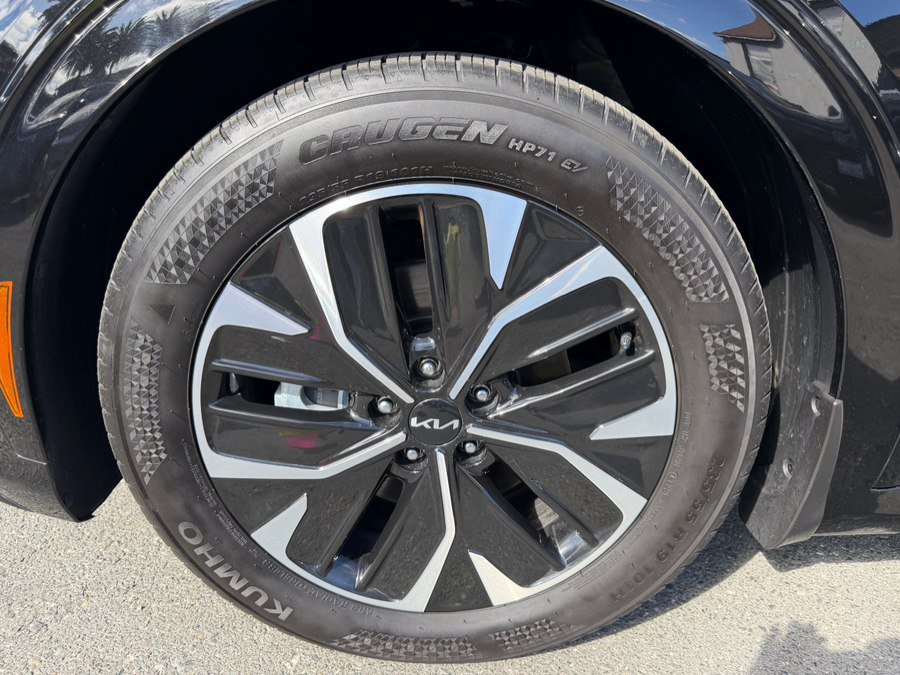 Used 2024 Kia EV6 GT-Line RWD image 57