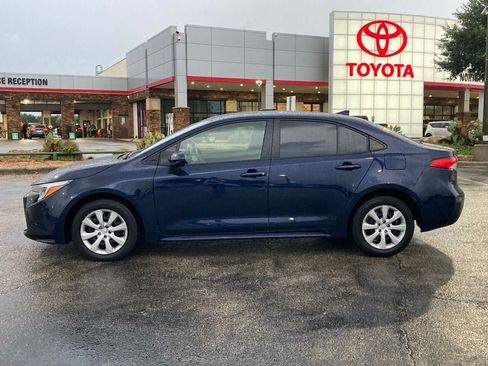 Certified 2026 Toyota Corolla LE FWD image 8